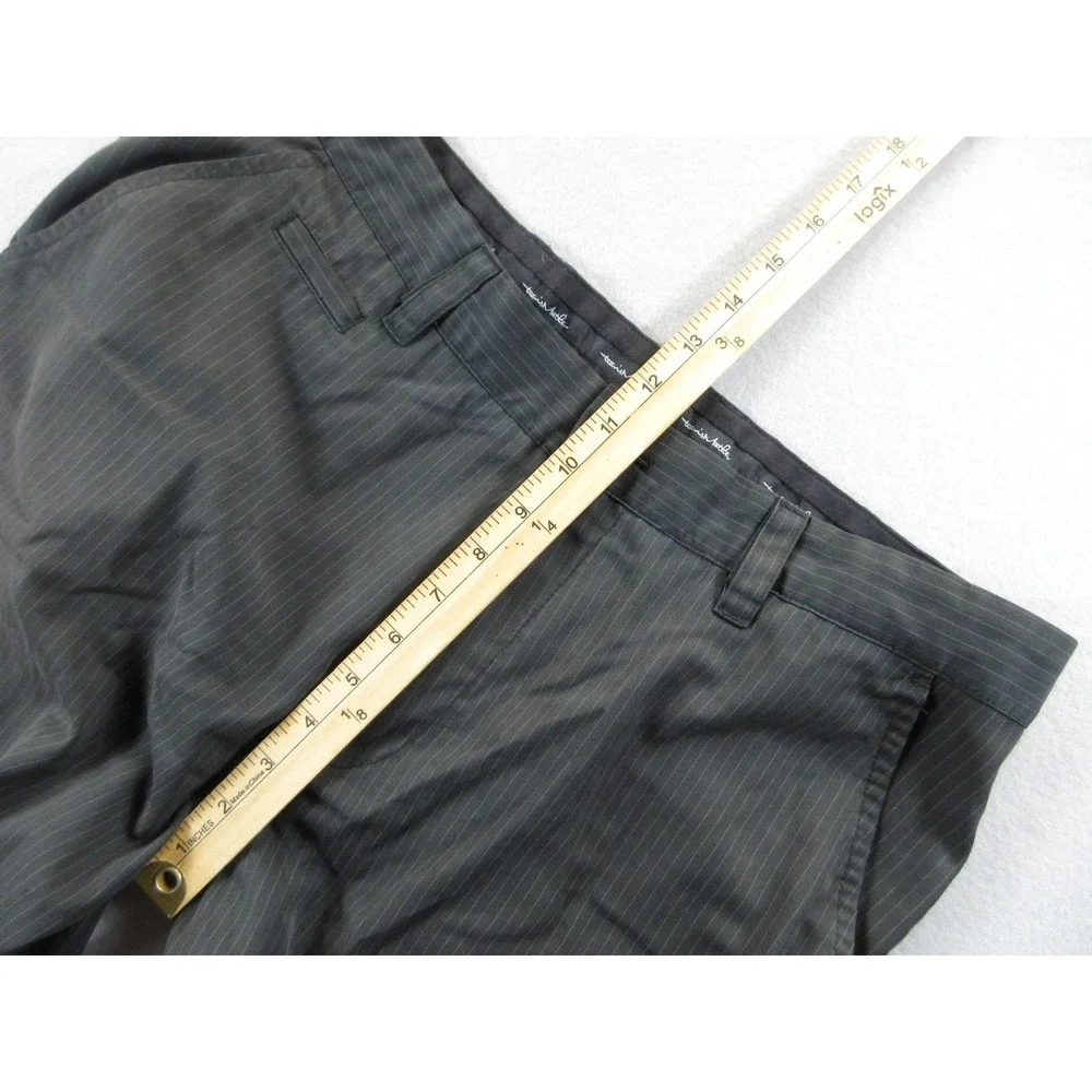 Travis Mathew Shorts Mens 36 Gray‎ Pinstripe Chino Golf Performance Casual
